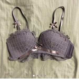 32B 32A Lace bra with pink bows